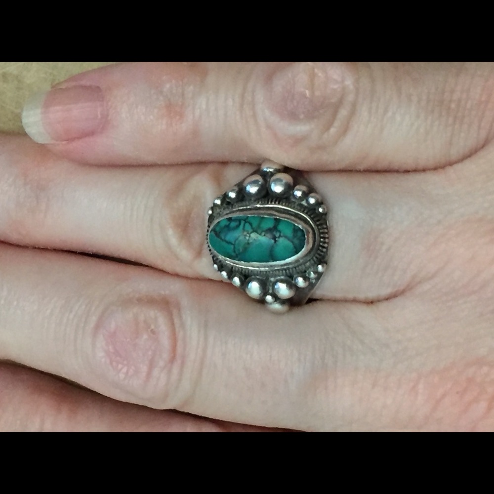 Beautiful Vintage Native American 925 sterling silver ring